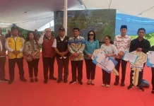 Gubernur Sulut Serahkan Kunci Huntap bagi Korban Erupsi Gunung Ruang