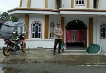 Kekhusyukan Ibadah Minggu, Polsek Essang Gelar Patroli Presisi