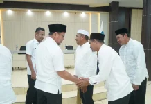 Bupati Lasena Kukuhkan Pengurus UPZ Kecamatan se-Kabupaten Boltara