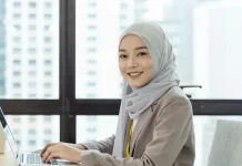 Tips Tetap Semangat Bekerja saat Berpuasa