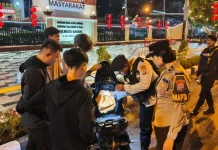 Polresta Manado Gelar KRYD, Pelanggar Lalu Lintas Diberi Pembinaan Humanis