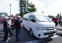 Pemkab Minahasa Hibahkan Bus Operasional untuk IPDN