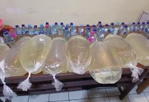 Polsek Kawasan Pelabuhan Manado Amankan 124 Liter Cap Tikus dalam Operasi Miras
