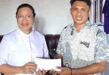 Rio Dondokambey Salurkan Bantuan di GMIM Moria Darunu, Pastori 3 Siap Dibangun