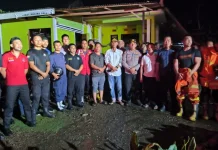 Personel Gabungan Dibantu Warga Berhasil Padamkan Si Jago Merah di Lolayan