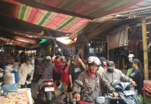 Kunjungan Meningkat jelang Idulfitri, Pasar Tradisional Langowan Padat Pembeli
