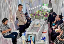 Wakapolres Kotamobagu Hadir Menguatkan, Menyatu dalam Duka Masyarakat