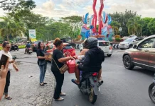 Ramadan Barokah, Profesional Wartawan Minut Bagikan Takjil