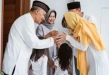 Sejarah dan Makna Halal Bihalal di Indonesia