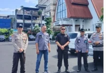 Paja Somat Polresta Manado, Hadir Menjaga Jalannya Ibadah Minggu Umat Kristiani