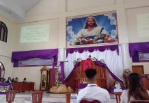 Jemaat GMIM Imanuel Kawangkoan Kalawat Hayati Ibadah Minggu Sengsara VI