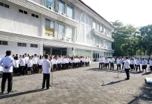 Civitas IAKN Manado Laksanakan Apel Perdana Pasca Cuti Bersama