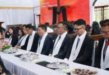 Wawali Manado Ikut Perjamuan Kudus Kudus GMIM El Manibang Malalayang