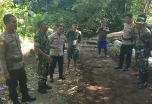 Sinergitas TNI-Polri dan Masyarakat, Bangun Jembatan Perbatasan Lotta dan Kali