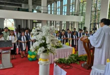 Ibadah Paskah di GMIM Paulus Manado