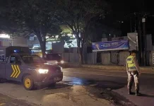 Polsek Singkil Laksanakan “Silau Mata” di Simpang Hotel Metropolitan