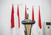 Kuliah Umum di Unsrat, Hendrik Pagiling Tekankan Pentingnya Kesadaran Hukum