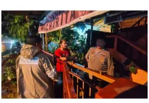 Pohon Tumbang di Dua Lokasi Berhasil Ditangani