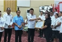 Minahasa Borong 13 Penghargaan Bangga Kencana Tingkat Sulut