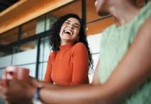 Tertawa, Kunci Sederhana menuju Hidup Sehat dan Bahagia