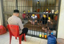 Sentuhan Rohani di Balik Jeruji: Polres Kotamobagu Gelar Binrohtal bagi Tahanan