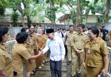 Walikota Manado Dampingi Wamendiknas Kunjungi SMP Negeri 14