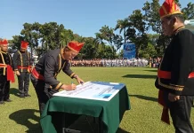 Gubernur Sulut Yulius Selvanus Pimpin Upacara Hardiknas 2026