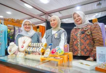 Persit KCK  Merdeka Tampilkan Dewi Bordir dan Sulam Benang dalam Persit Bisa 2