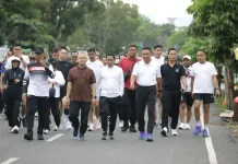 Walikota Wenny Gaib Bersama Kajati Sulut Ikut Jalan Sehat Jaga Kebugaran