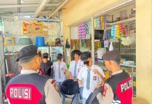 Patroli Tim Pantera Polres Kotamobagu, Dapati Pelajar Bolos Jam Pelajaran