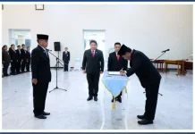 Gubernur Sulut Lantik John Merentek sebagai Kepala BKD, Tekankan Penguatan SDM ASN