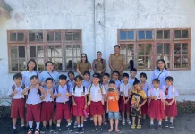 SD GMIM 61 Klabat Gelar Studi Lapangan di Kantor Desa Klabat