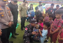 Kodaeral VIII Salurkan Bantuan Bencana Gempa di Pulau Kawio