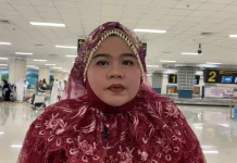 Pakaian Bugis Warnai Kepulangan Jemaah Haji Sulut