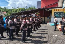 Pilhut Serentak, Kapolsek Pineleng Cek Kesiapan Personel BKO Brimob