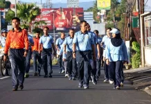 Danlanud Sam Ratulangi Pimpin Jalan Sehat Keluarga Besar Tentara Langit