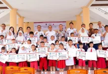 Pemkab Bolmong dan PT Conch Salurkan Beasiswa untuk 30 Siswa di Lingkar Tambang