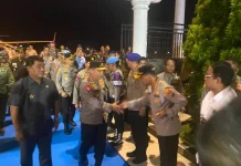 Kapolresta Manado Dampingi Kapolda Sulut Jemput Kapolri di Bandara Sam Ratulangi