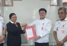 Jabatan Plt di Serahterimakan, Pdt. Mouna Rumayar Jabat Ketua FKUB Minut