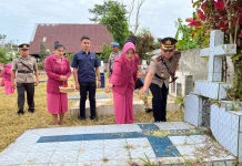 Kapolres Tomohon Pimpin Upacara Ziarah dan Tabur Bunga di TMP