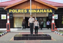 Kapolres Minahasa Pimpin Kenaikan Pangkat dan Pelepasan Purnabakti