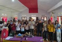 UNSRIT Edukasi Masyarakat Desa Kalinaun lewat PKM "Cerdas di Era Digital"