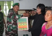 Kodim 1310/Bitung Salurkan Paket Sembako untuk Warga Kurang Mampu