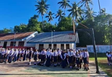 MPLS SMP N 2 Kauditan, Murid Baru Gelar Upacara