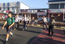 Polsek Mapanget Gelar Pos Cakalang Atur Arus Lalu Lintas