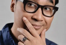 Setelah 15 Tahun, Adhitia Sofyan Resmi Merilis "Don't You Dare Touch My Kerupuk"