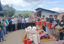Pemkab Boltim Salurkan Bantuan bagi Korban Kebakaran di Bongkudai