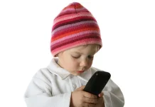 Awasi Anak Bermain Gadget, Cegah Dampak Buruk sejak Dini