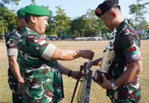 Raih Juara II PSM TNI AD, Prajurit Kikav 10/Msc Terima Apresiasi dari Pangdam Merdeka
