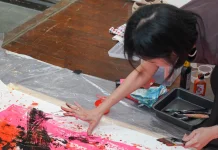 Pameran Bertajuk "Right Time", Seni yang Menemukan Waktu